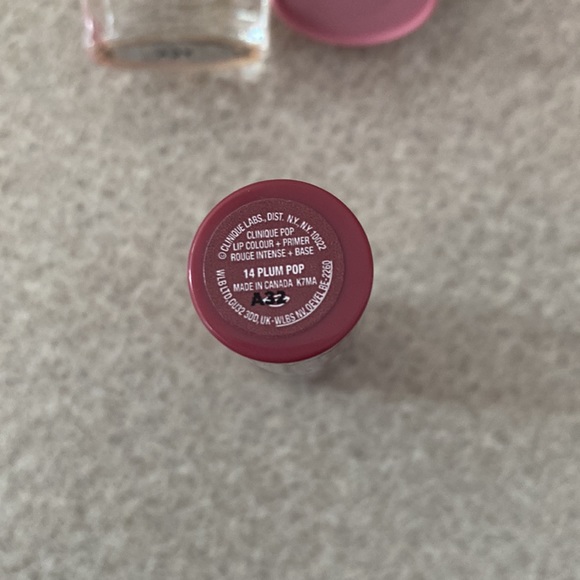 Clinique Gift Set, brand new. - Picture 3 of 4